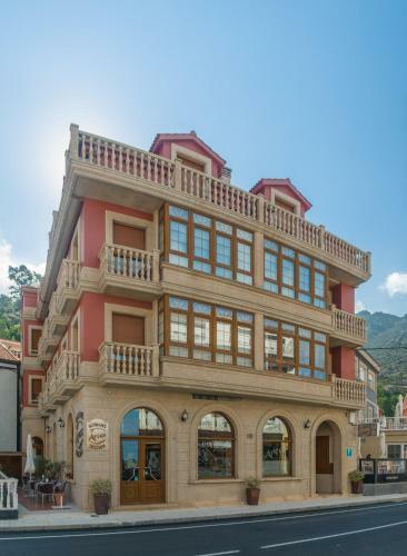 Hostal Pension Areas