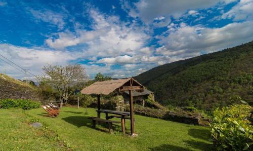 Apartamentos Rurales El Bosque De Las Vi�as