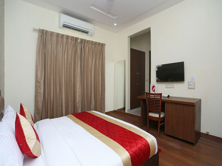 Hotel Capital O 14259 Pine Grove