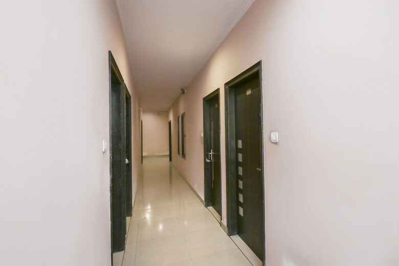 Oyo 2065 Hotel Ashoka Grand