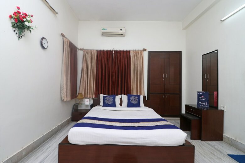 Hotel Oyo 24591 Mishra Residency Newtown