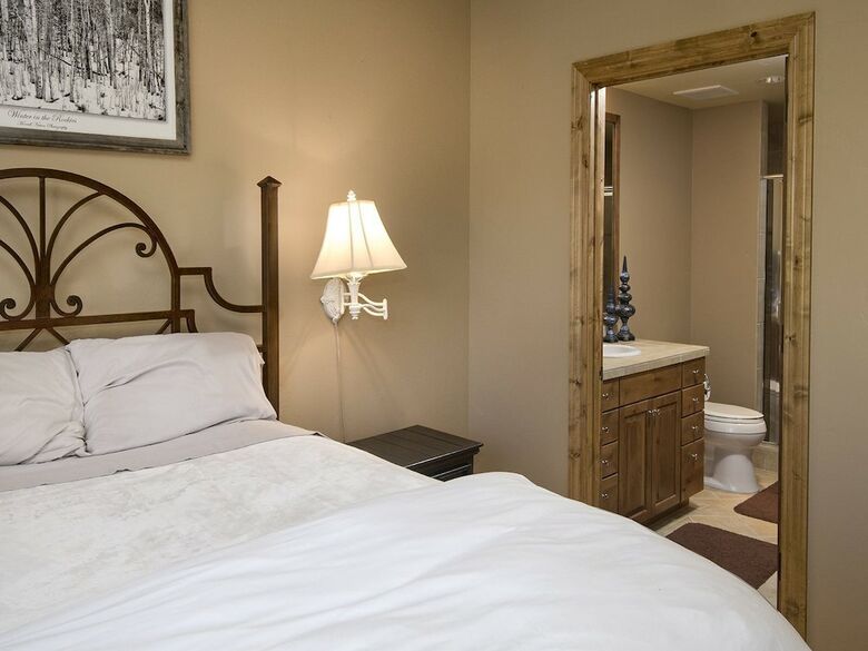 Beaver Creek Landing Condo 206