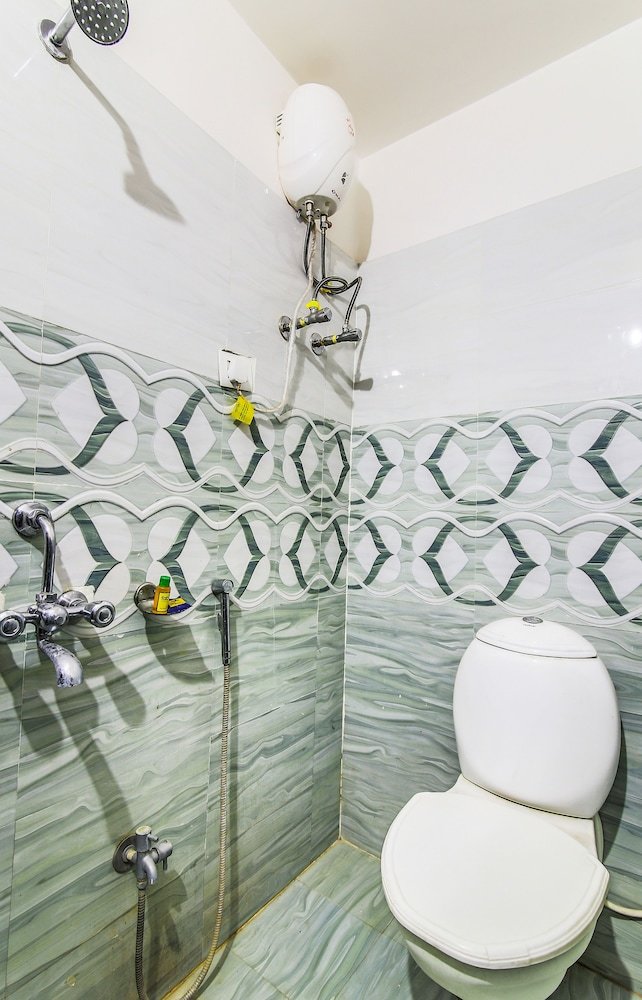 Hotel Fabexpress Grand Ar Residency