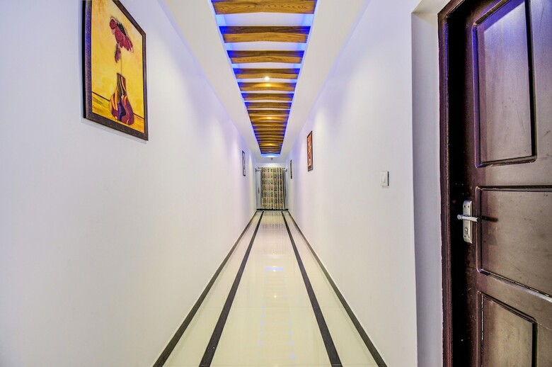 Fabhotel Kuwait Residency