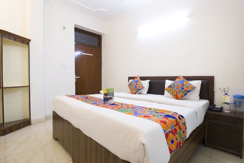 Hotel Fabexpress Lotus Inn
