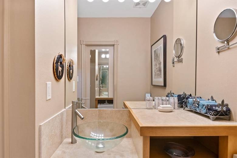 1bd Plaza Casita