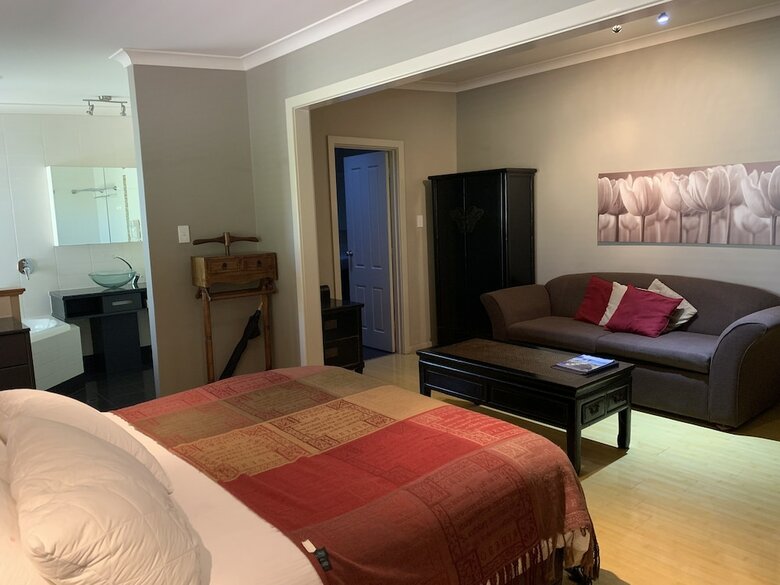 Dunsborough Deluxe Villa Retreat