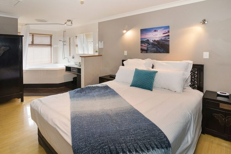 Dunsborough Deluxe Villa Retreat