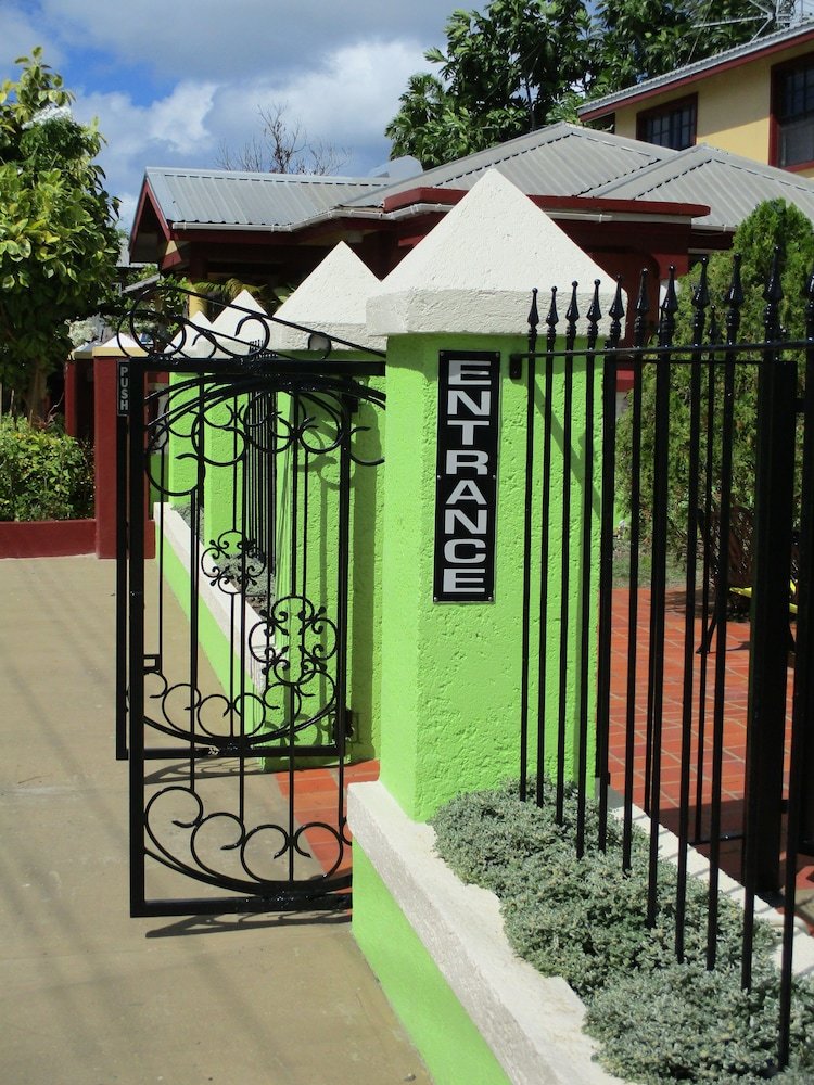 Bed & Breakfast Harlem B & B