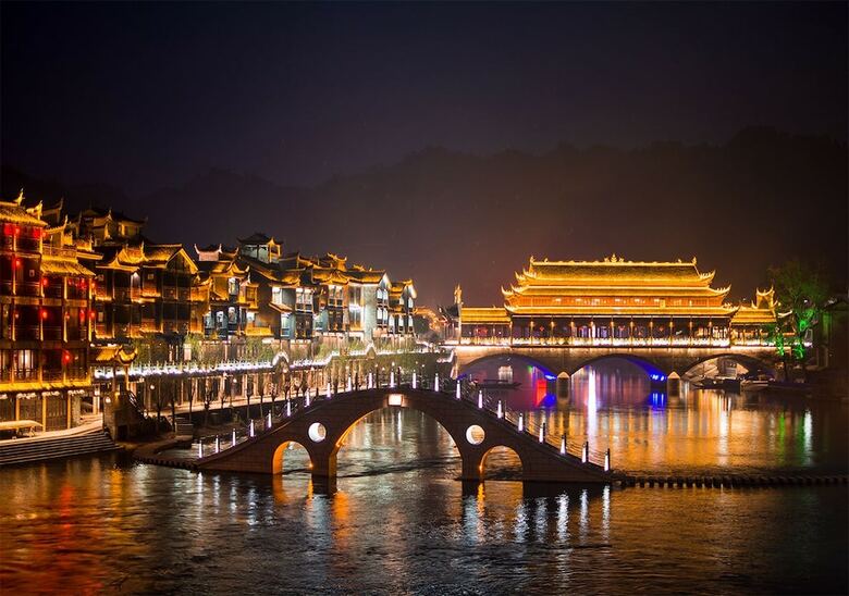Fenghuang Joy Riverview Hotel