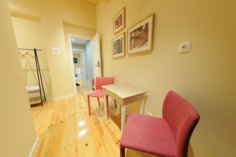 Hotel Naya - Downtown Guesthouse
