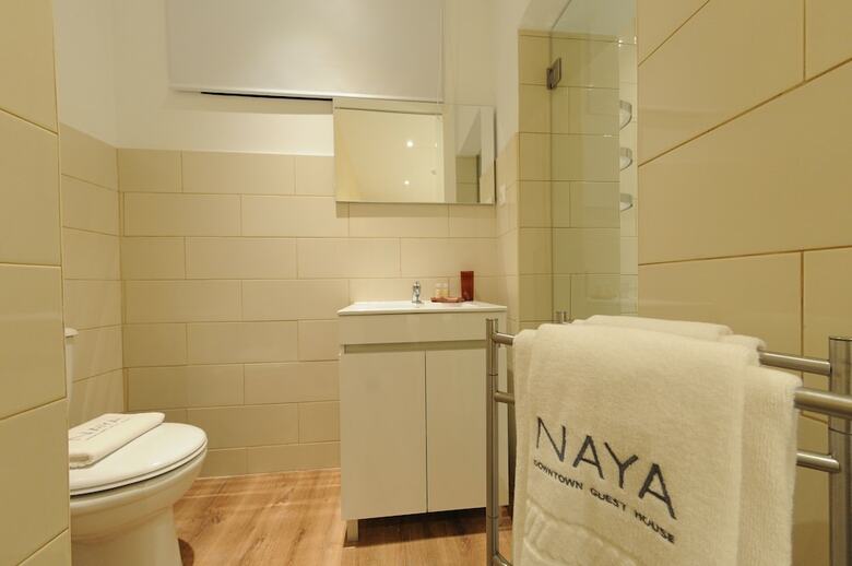 Hotel Naya - Downtown Guesthouse