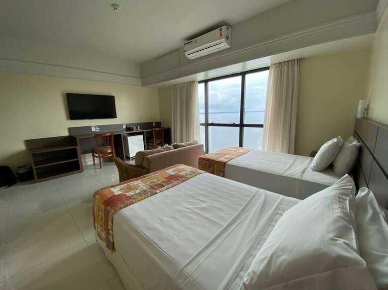 Tropical Executive Hotel
