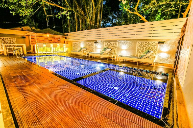 Fabhotel Prime Casa Kiara