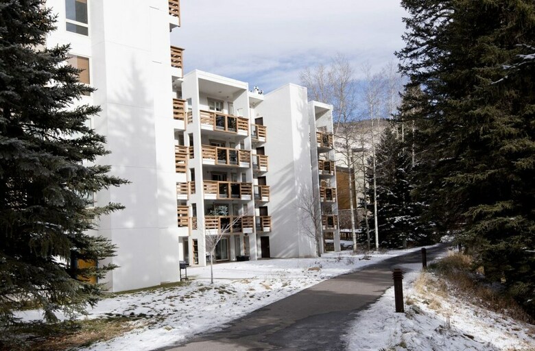 Tree Top Condo