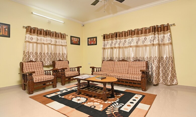 Hotel Treebo Trip Shivas Kuteera