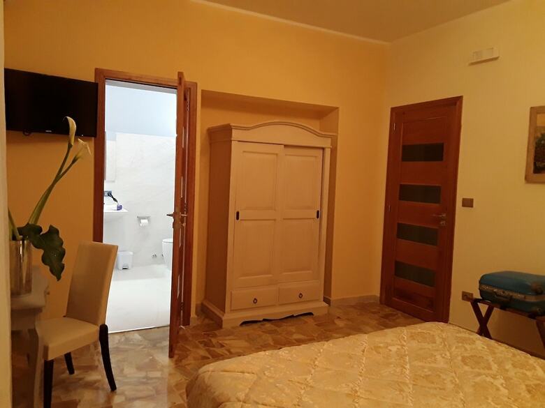 La Riviera B&B