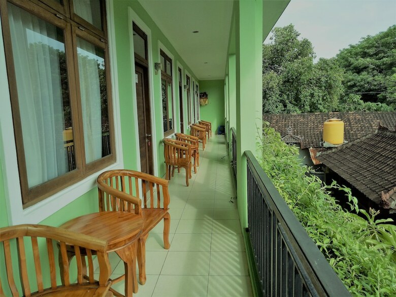 Bed & Breakfast Oyo 2456 Purnama House Kuta