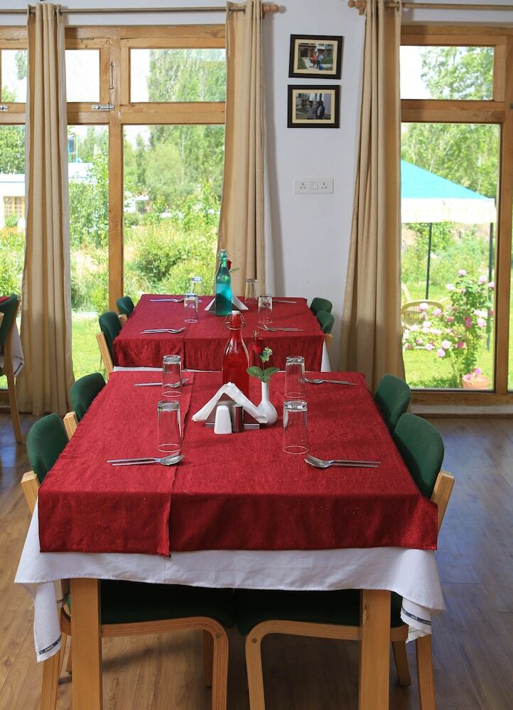 Hotel Hunder Resort