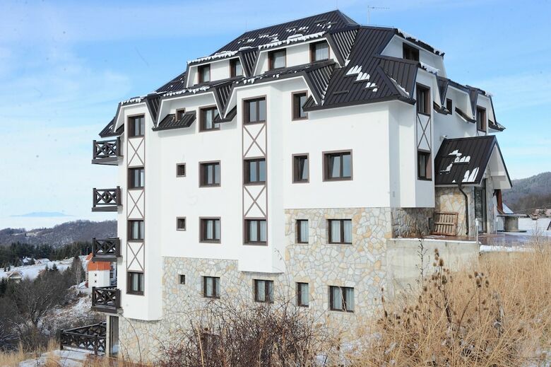 Gomakop Apartments