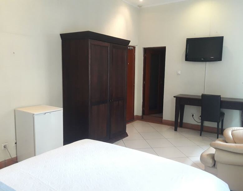 Hotel Downtown Marginal Guest House