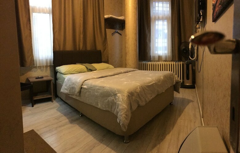 Hotel Saray Otel