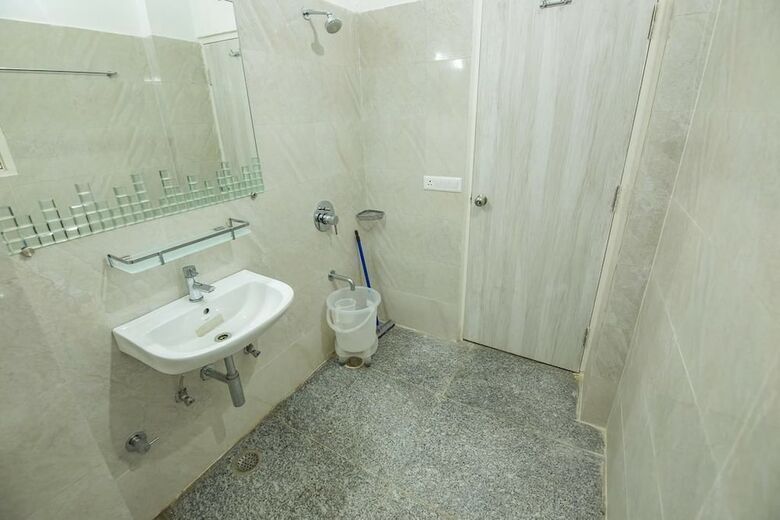 Hotel Tuma Club House
