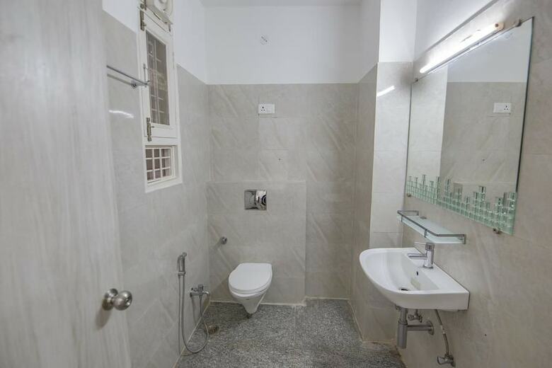 Hotel Tuma Club House