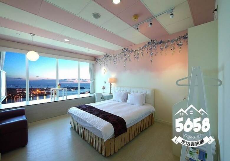 85 Eagle Hotel
