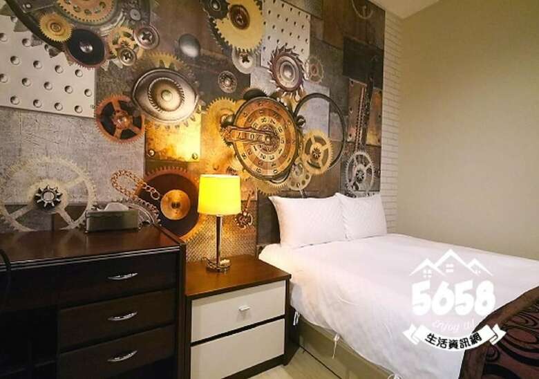 85 Eagle Hotel
