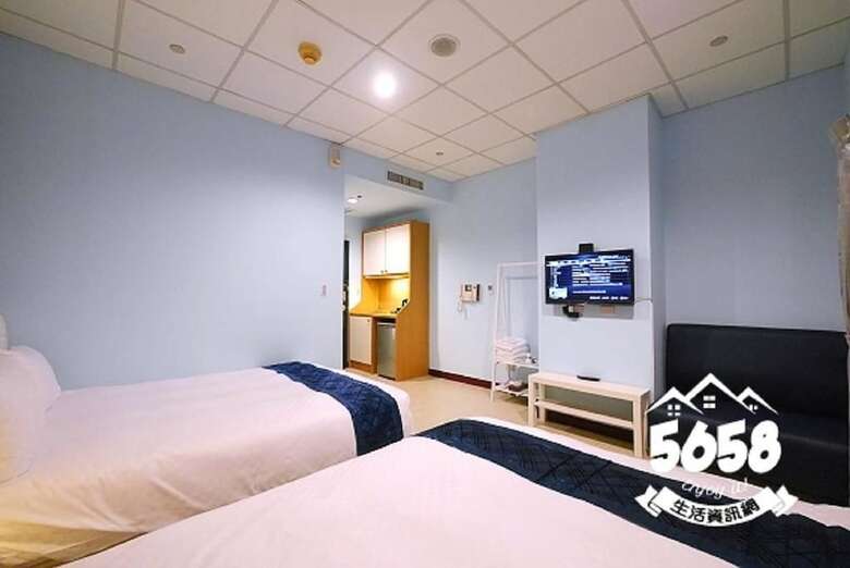 85 Eagle Hotel