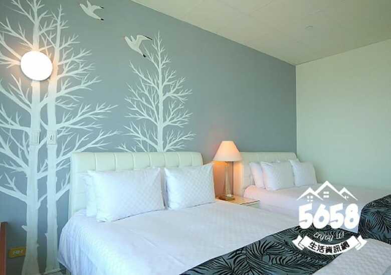 85 Eagle Hotel