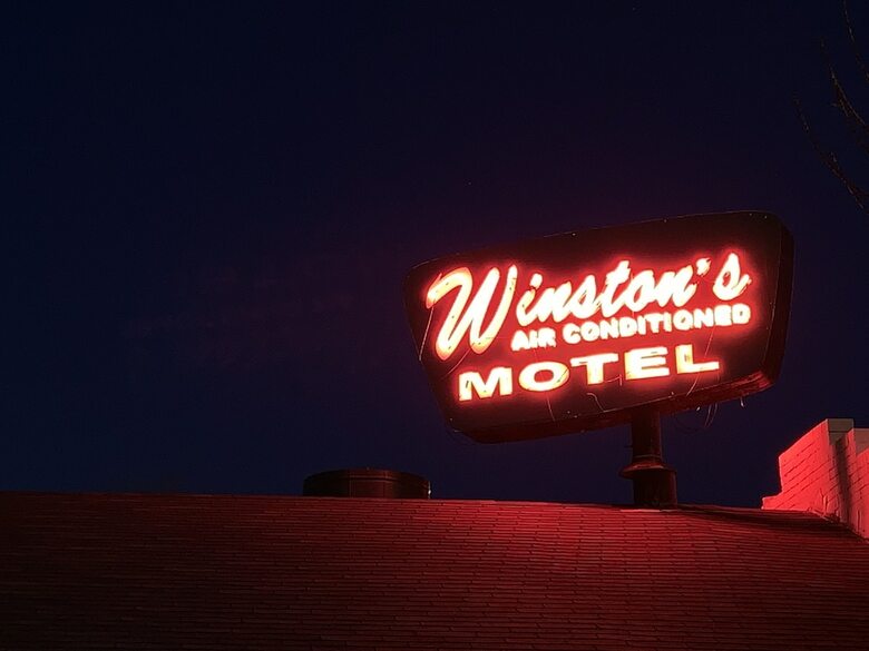 Winstons Air Conditioned Motel