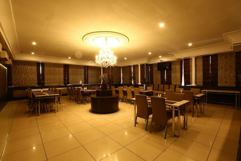 The Down Town Hotel