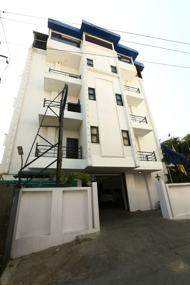 The Down Town Hotel