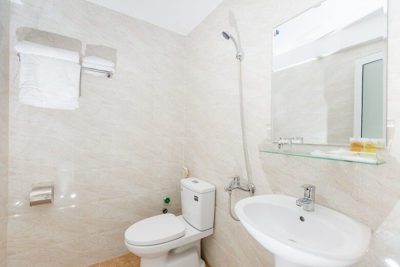 Hung Gia Quy Nhon Hotel