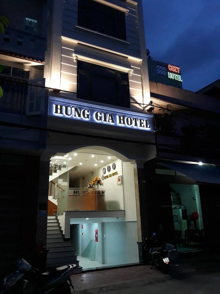 Hung Gia Quy Nhon Hotel