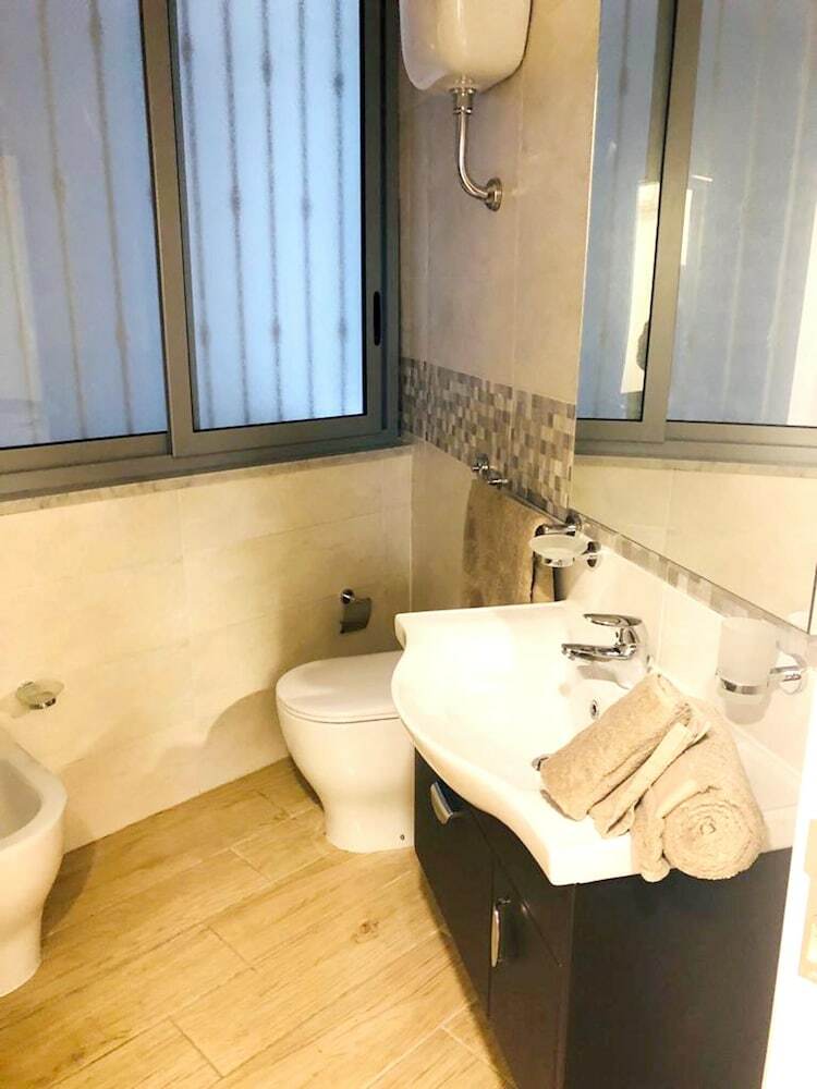 Apartment With One Bedroom In Napoli, With Wifi