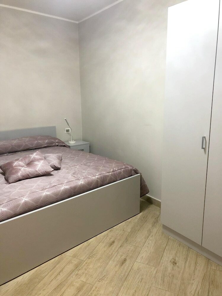 Apartment With One Bedroom In Napoli, With Wifi