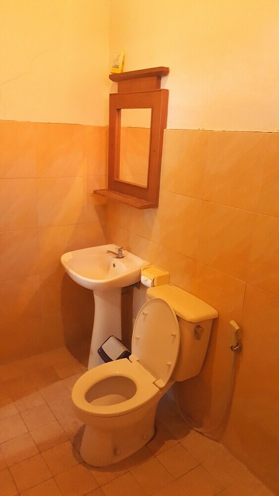 Aman Gati Hotel Lakey