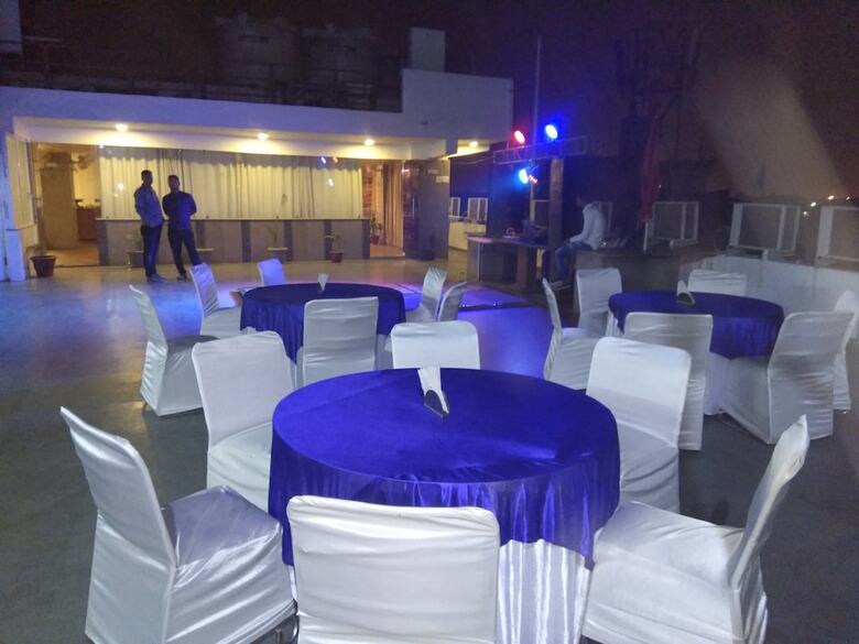 Airport Hotel Mahal