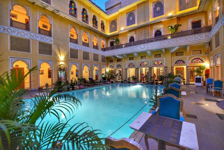 Nirbana Palace-a Heritage Hotel
