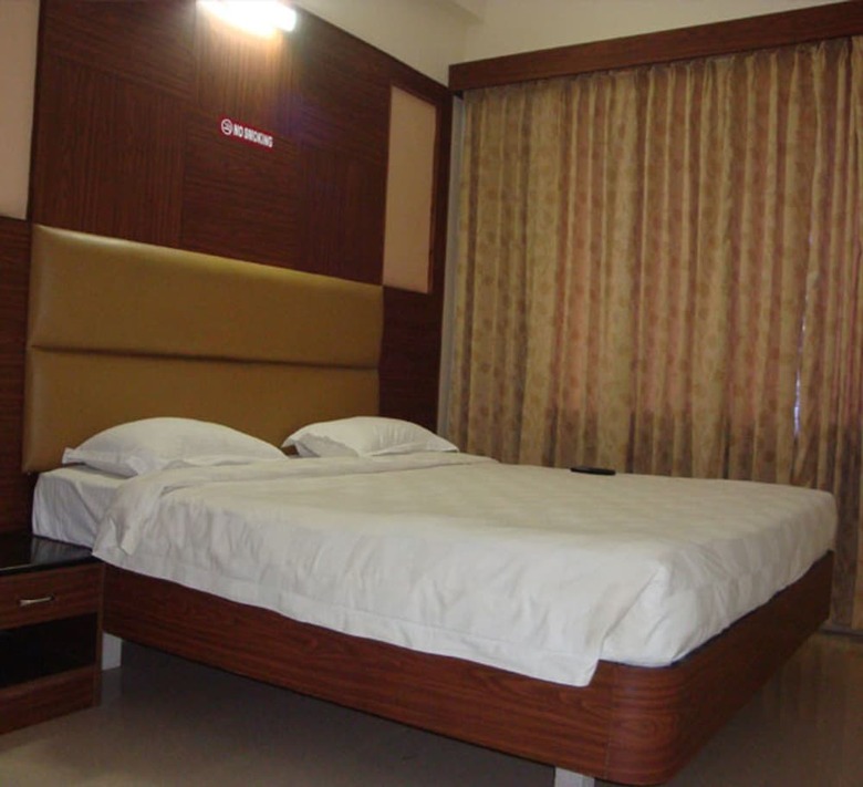 Hotel Sri Kaliswari Le Orchids