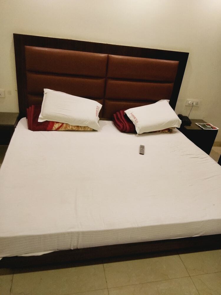 Hotel Maharani Delhi
