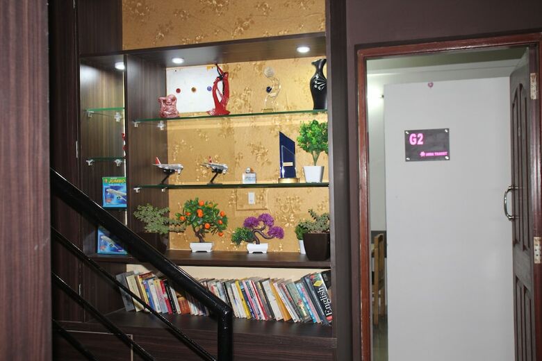 Hotel Arra Transit