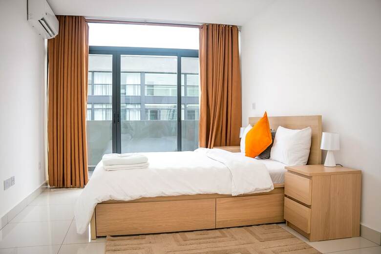 Apartamentos Embassy Gardens Premier Suites