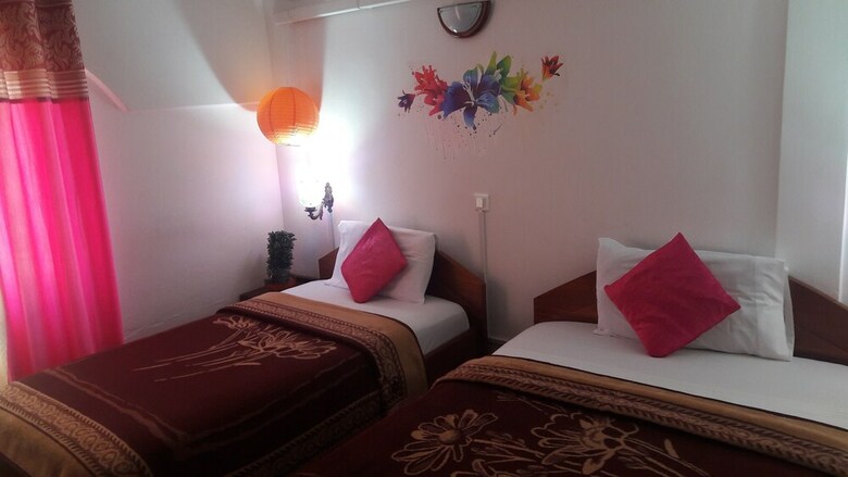Alexander Plaza Hotel Ltd