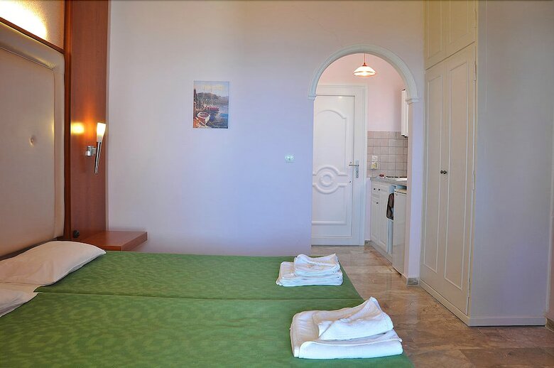 Niki Apartments