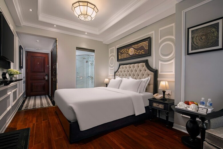 Acoustic Hotel & Spa
