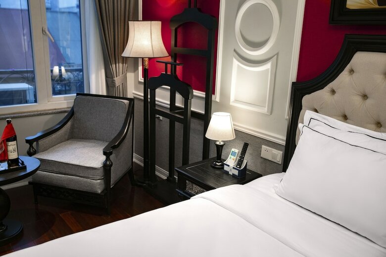Acoustic Hotel & Spa